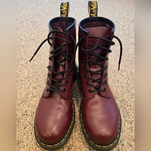 Doc Martens Vegan Boots | Oxblood | Elevated Edge | Size 9 Fits 10
